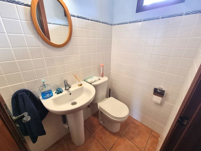 Image No.13-2 Bed Property for sale