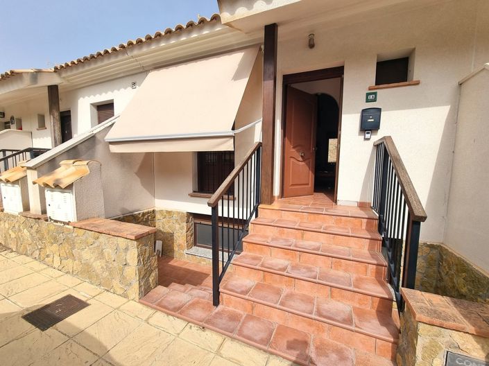 Image No.23-2 Bed Property for sale