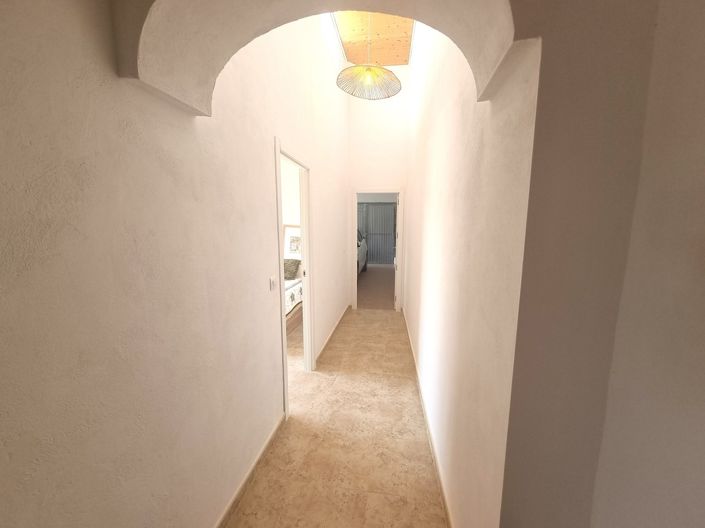 Image No.14-2 Bed Property for sale