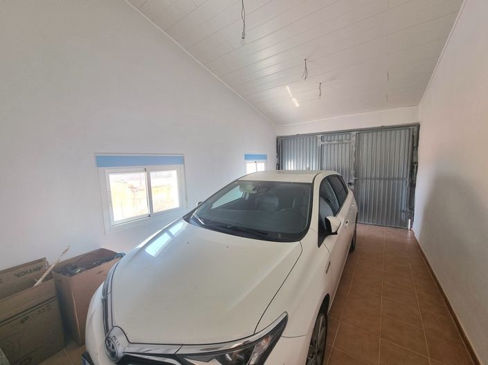 Image No.15-2 Bed Property for sale