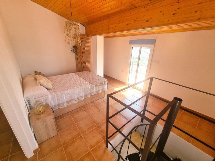 Image No.16-2 Bed Property for sale