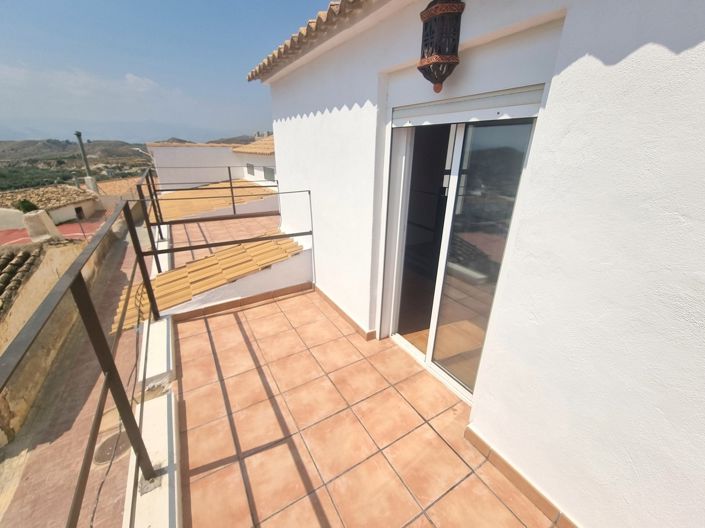 Image No.19-2 Bed Property for sale