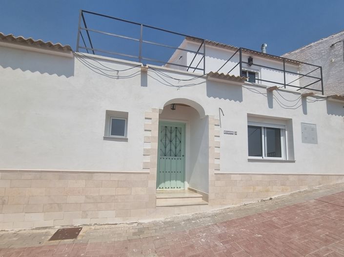 Image No.2-2 Bed Property for sale