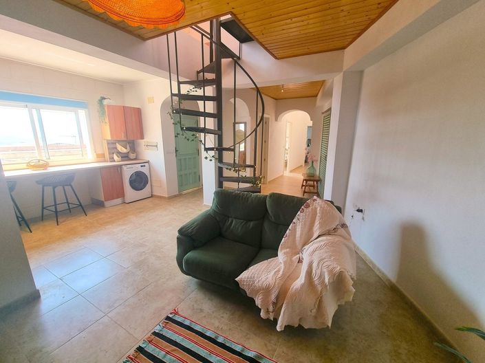 Image No.7-2 Bed Property for sale