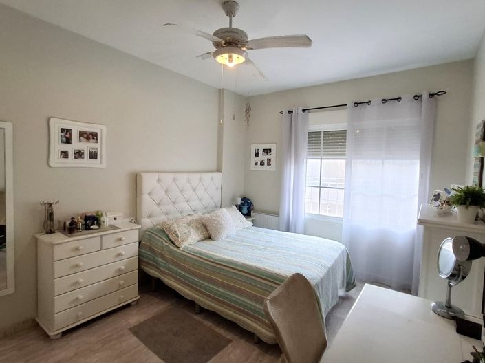 Image No.20-4 Bed Villa for sale