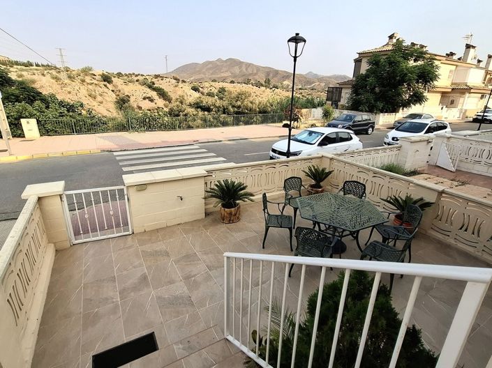 Image No.3-4 Bed Villa for sale