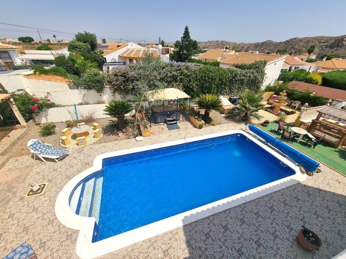 Image No.4-4 Bed Villa for sale