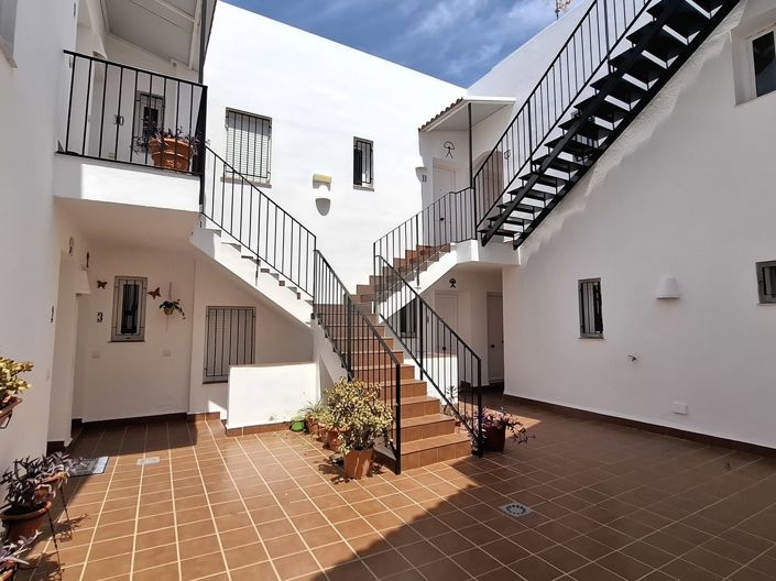 Image No.2-3 Bed Apartment for sale