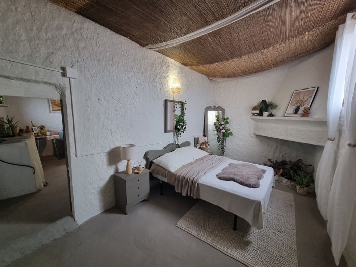 Image No.18-5 Bed Village House for sale