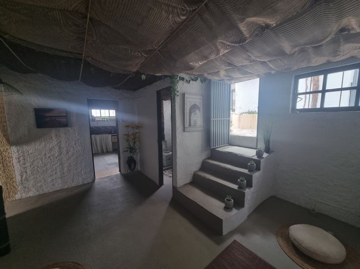 Image No.7-5 Bed Village House for sale