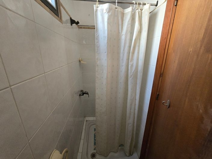 Image No.20-5 Bed Property for sale