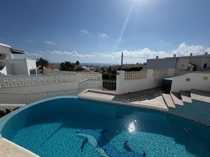 Image No.24-4 Bed Villa for sale