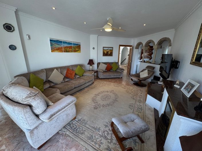 Image No.6-4 Bed Villa for sale