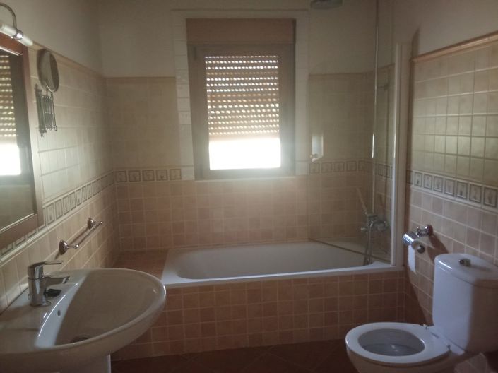 Image No.8-3 Bed Villa for sale