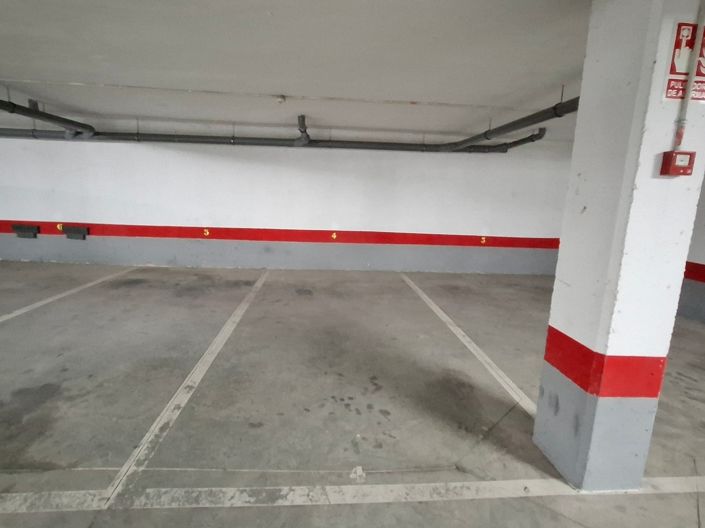 Image No.25-2 Bed Property for sale