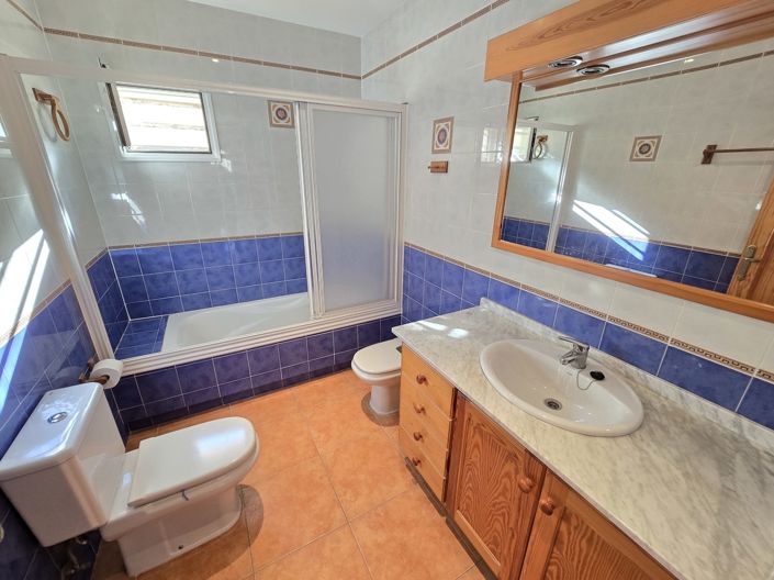 Image No.22-3 Bed Villa for sale