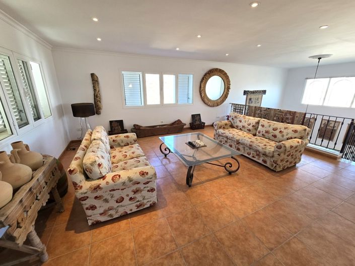 Image No.4-3 Bed Villa for sale