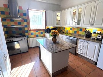 23219-cave-house-for-sale-in-castillejar-8515