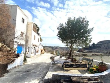 23219-cave-house-for-sale-in-castillejar-8515