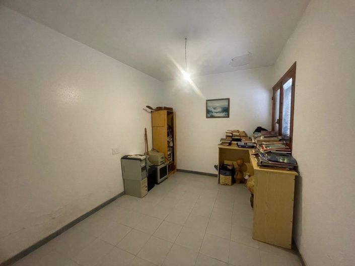 Image No.14-7 Bed Villa for sale