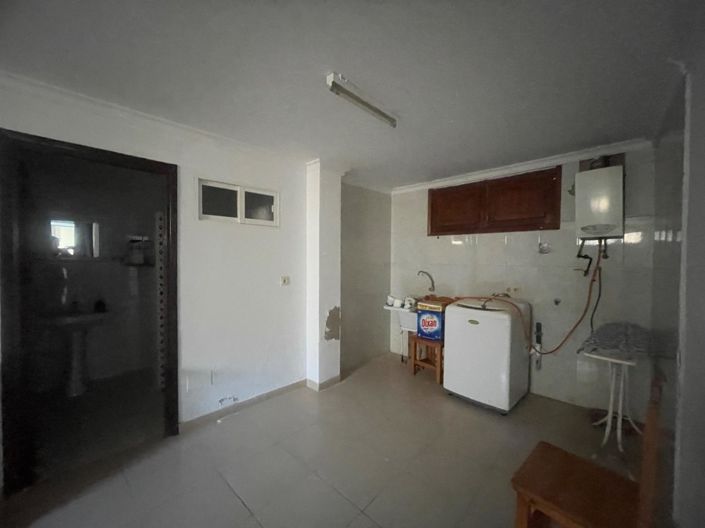 Image No.20-7 Bed Villa for sale