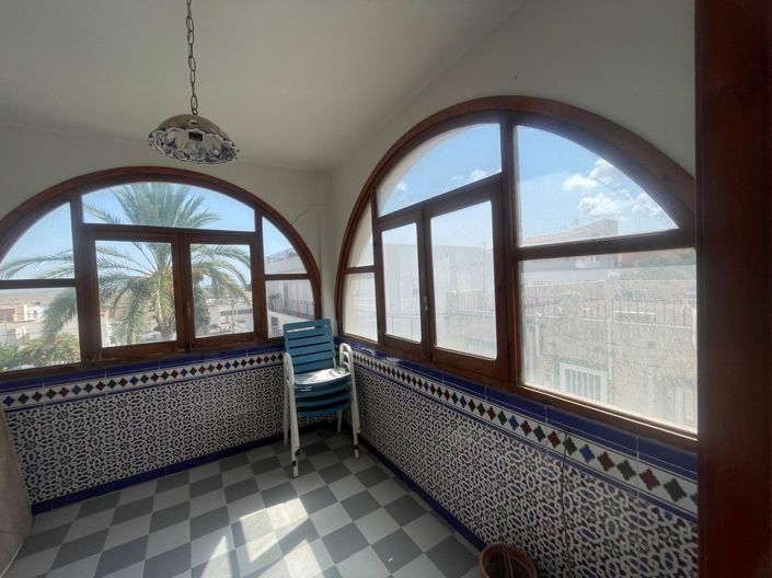 Image No.5-7 Bed Villa for sale