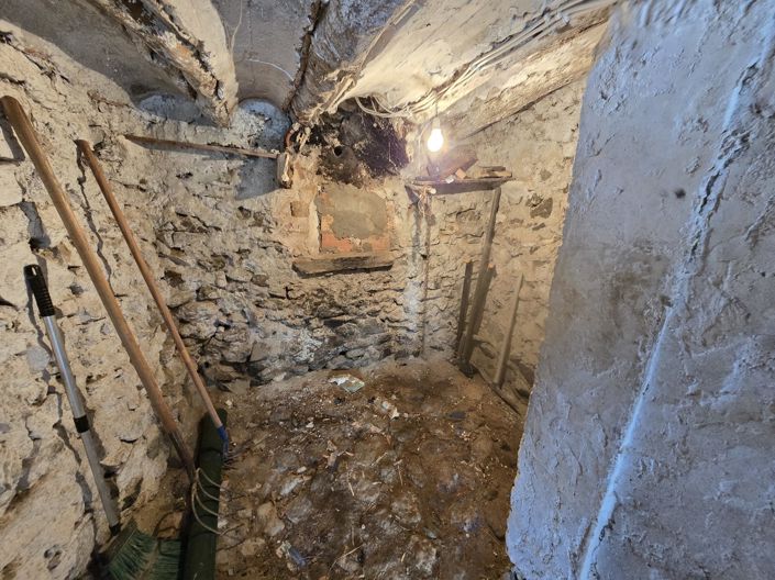 Image No.25-3 Bed Property for sale