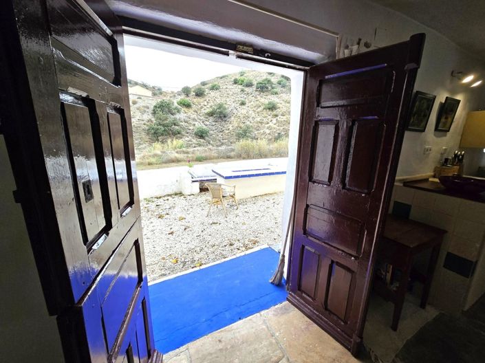 Image No.29-6 Bed Property for sale