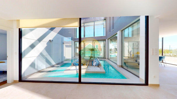 Image No.14-4 Bed Villa for sale