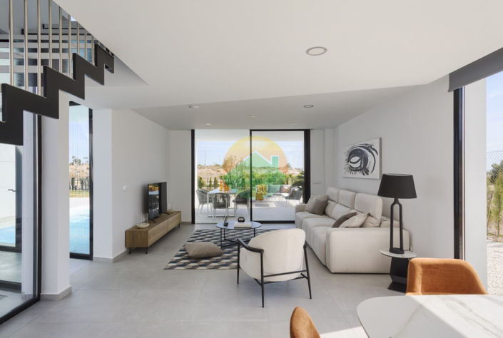 Image No.18-4 Bed Villa for sale