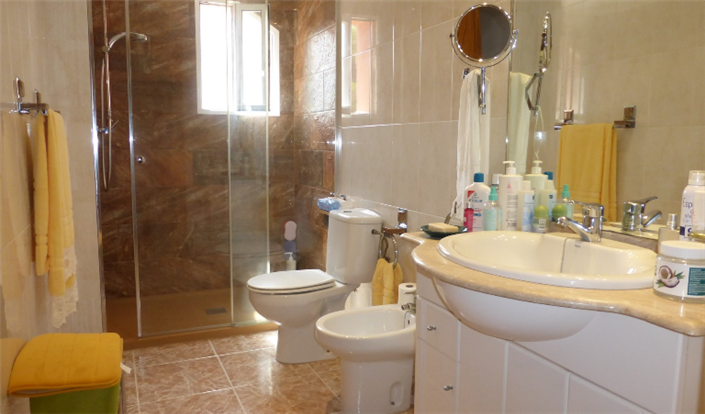 Image No.10-4 Bed Villa for sale