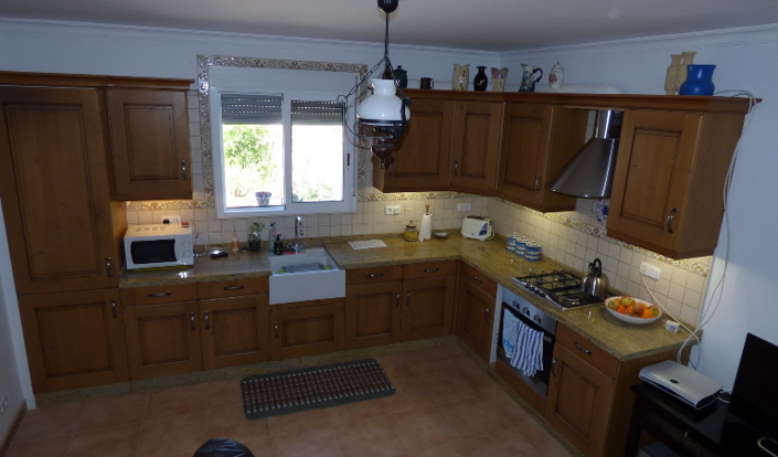 Image No.14-4 Bed Townhouse for sale