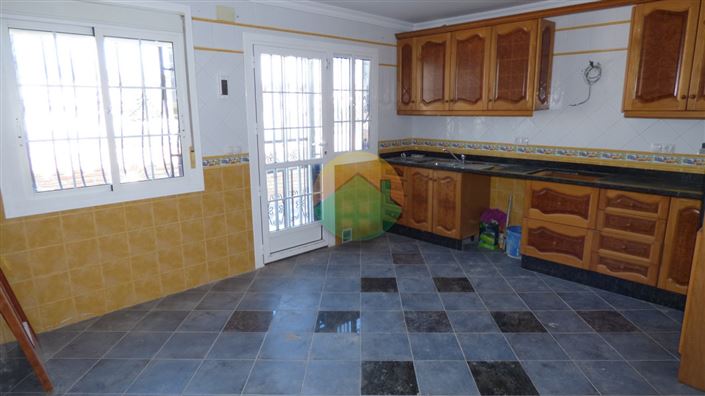 Image No.12-3 Bed Villa for sale