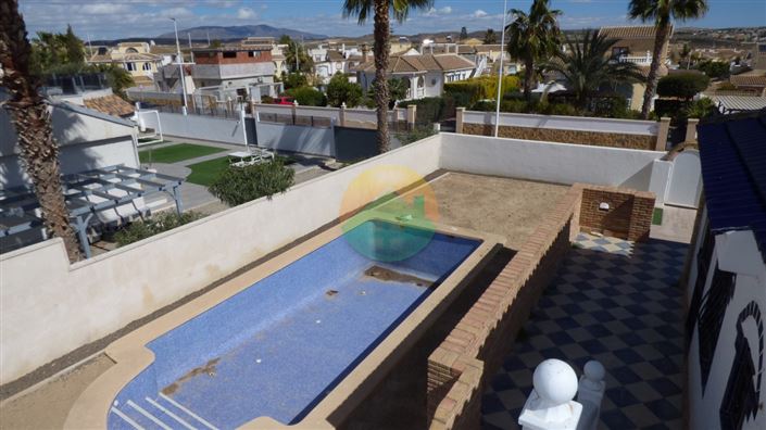 Image No.3-3 Bed Villa for sale