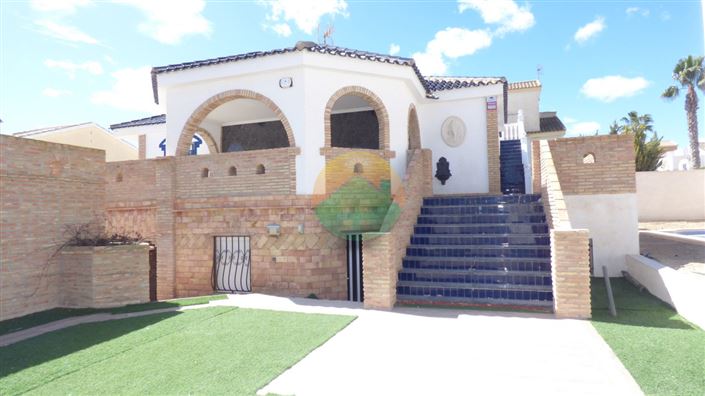 Image No.6-3 Bed Villa for sale