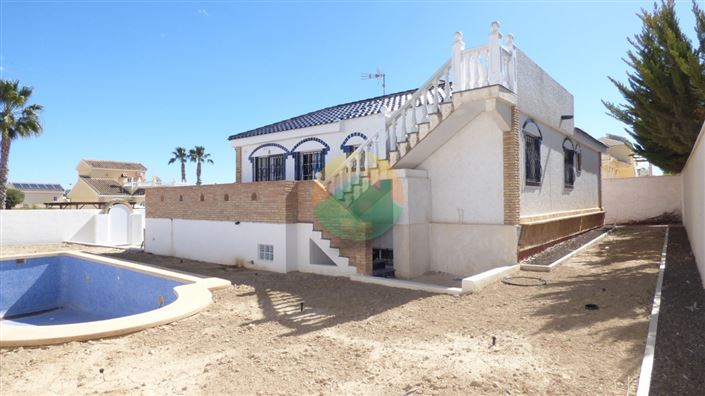 Image No.7-3 Bed Villa for sale