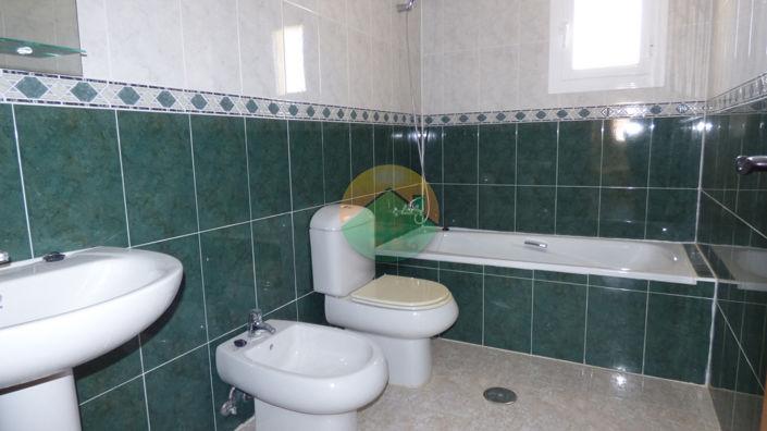 Image No.17-2 Bed Villa for sale