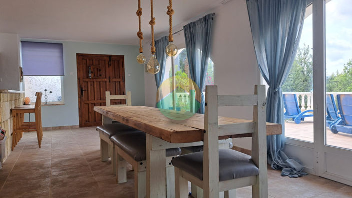 Image No.11-5 Bed House for sale