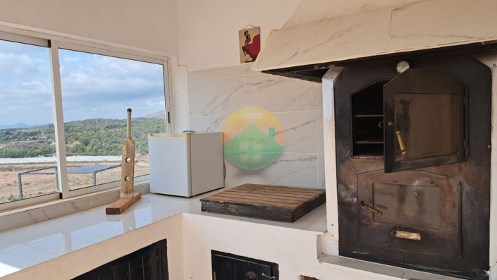 Image No.24-5 Bed House for sale