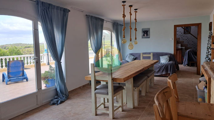 Image No.3-5 Bed House for sale