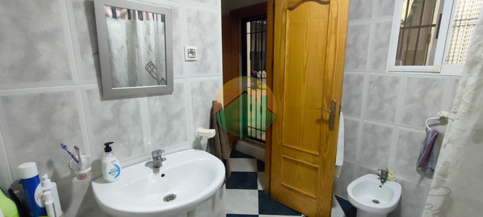 Image No.16-3 Bed House for sale