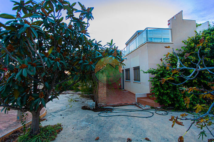 Image No.13-3 Bed Semi-Detached for sale