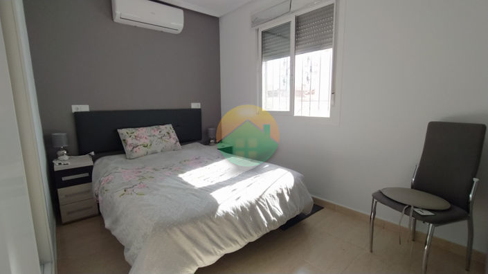 Image No.15-2 Bed Semi-Detached for sale