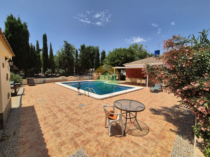 Image No.26-3 Bed Finca for sale