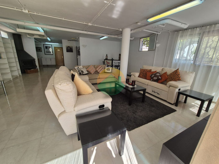 Image No.6-4 Bed Villa for sale