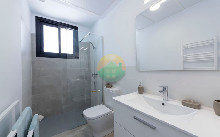 Image No.19-2 Bed Villa for sale