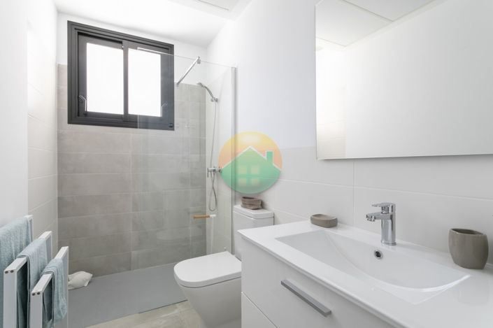 Image No.17-3 Bed Villa for sale