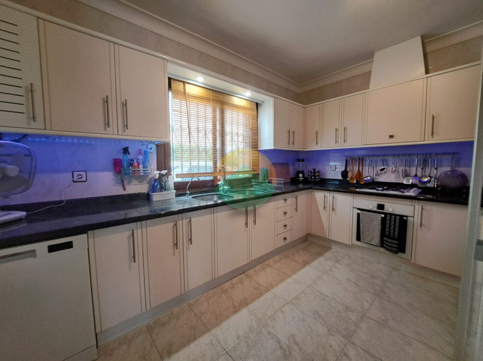 Image No.13-4 Bed Villa for sale