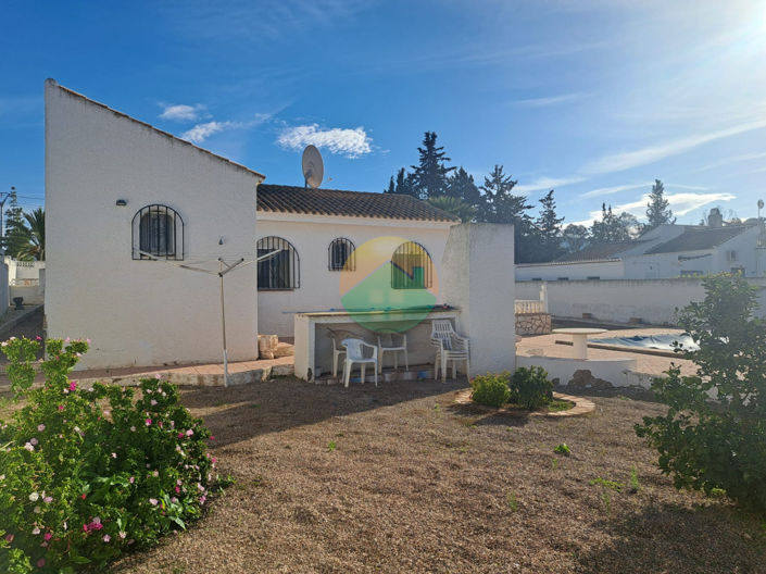 Image No.25-4 Bed Villa for sale