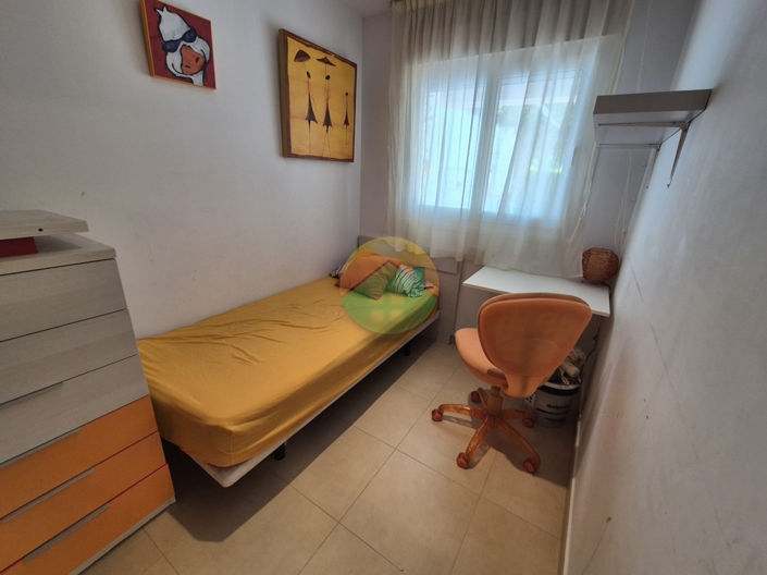 Image No.20-3 Bed Apartment for sale